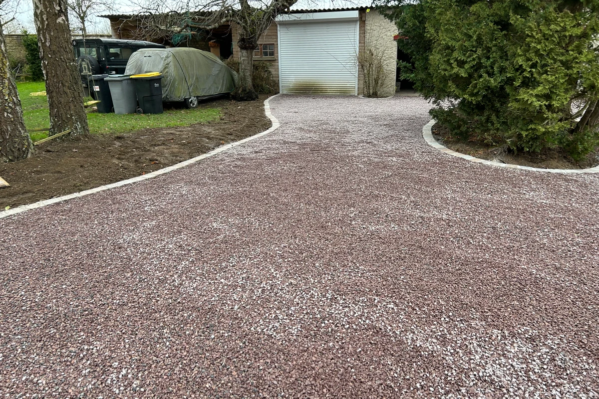 Aménagement général - Aménagement d'espaces extérieurs sur mesure, création d'environnements paysagers adaptés.